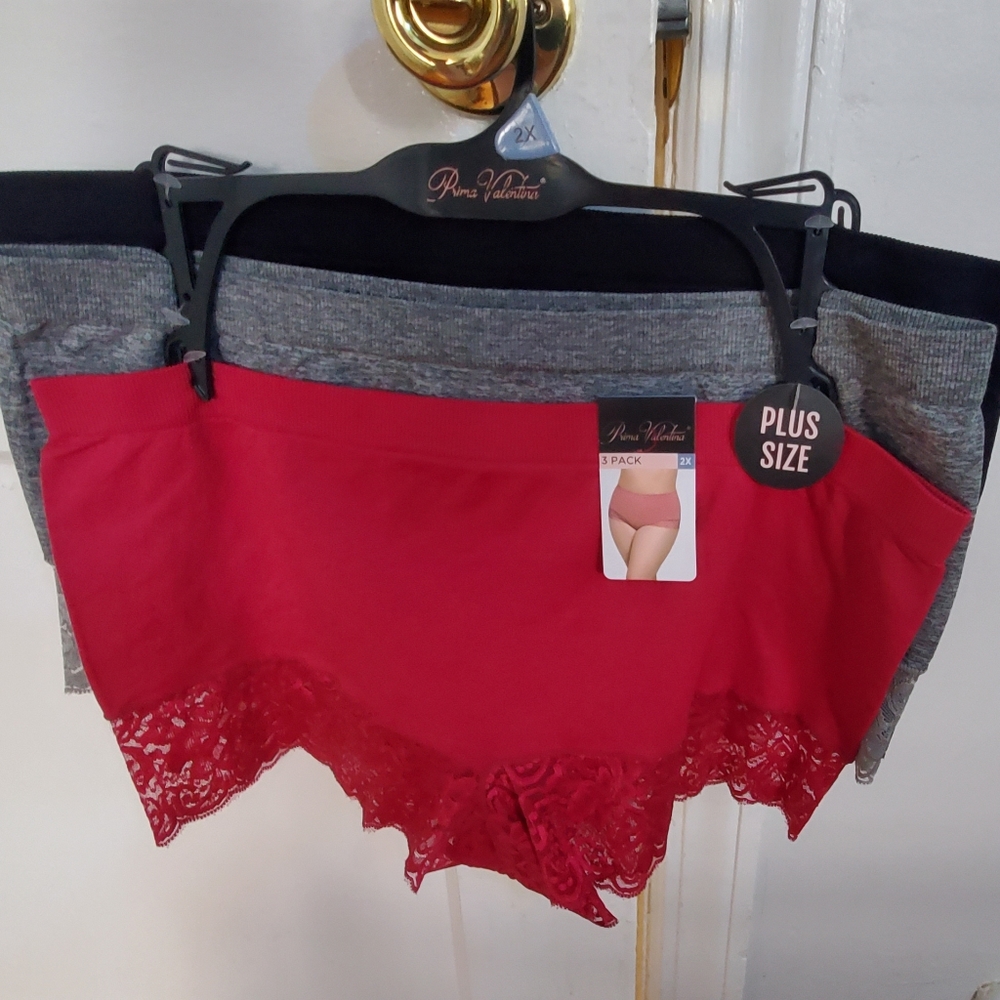 NWT Prima Valentina 3Pk Multicolored Boyshot with laces; Szs 1X,2X,& 3X.$30 Each